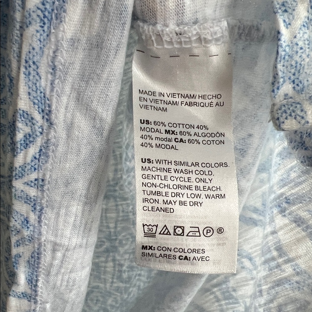 Chico’s Blue Patterned Tee - Picture 4 of 4